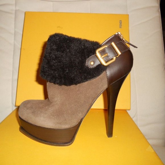 FENDI Fendista Shearling Fur Brown Suede Buckle Platform Ankle Boots - Picture 4 of 12